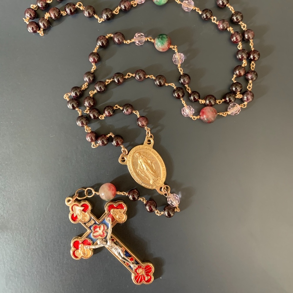 Rosary in garnet beads gold-filled fully soldered